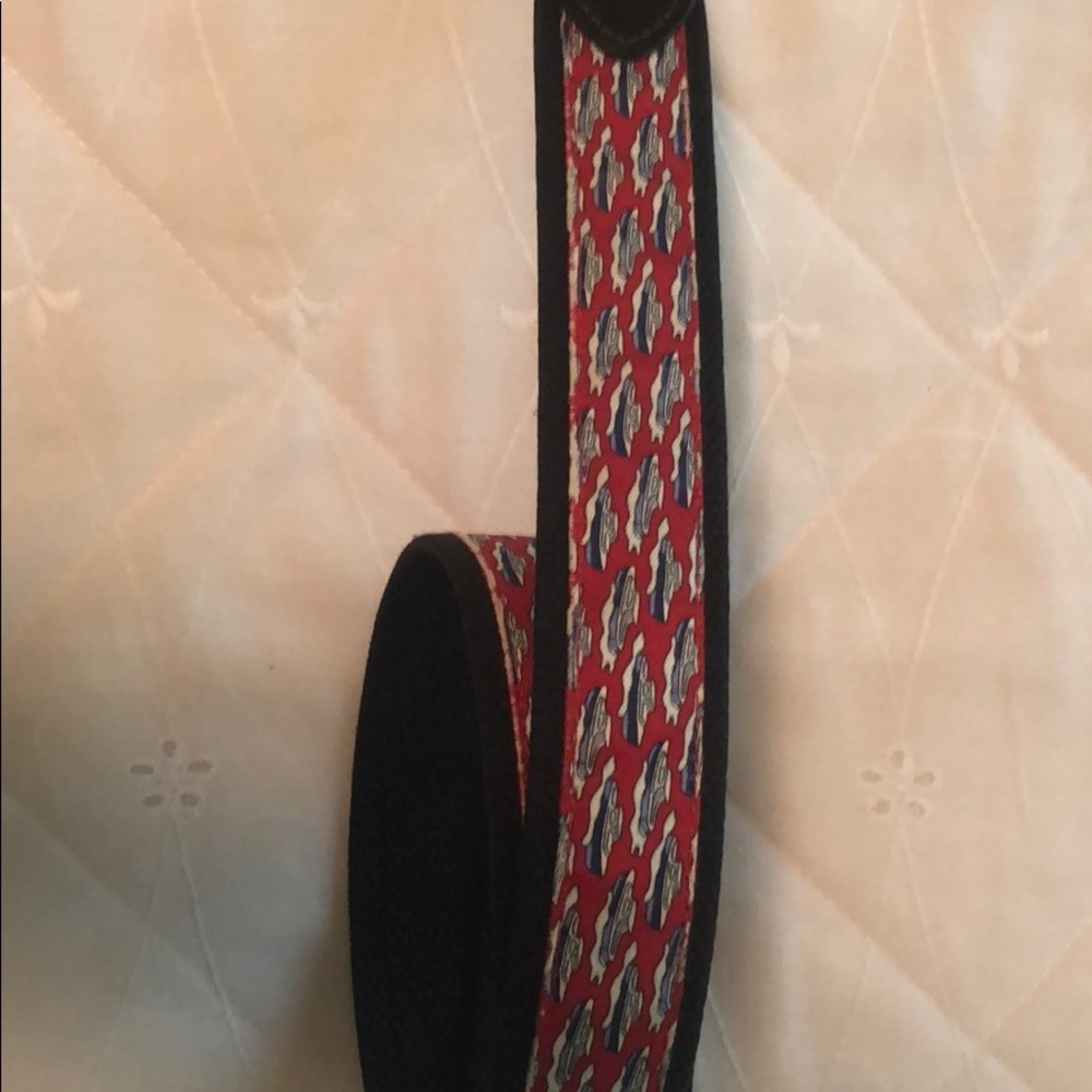 Vineyard vines belt
